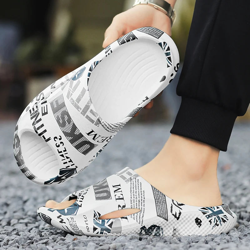 New 2024 Summer Thick Bottom Patchwork Fashion Sandals Men Casual Beach Shoes Hollow-Out Garden Clogs Outdoor Slippers